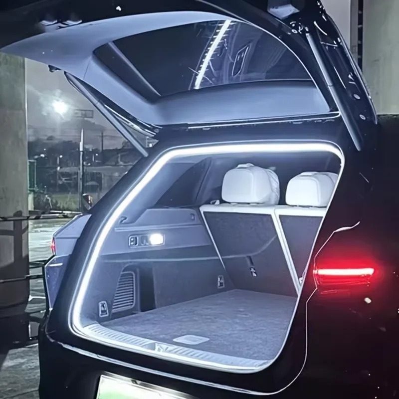 Lampu bagasi mobil dengan kece - Lighting Bolt Decor ulasan dan harga